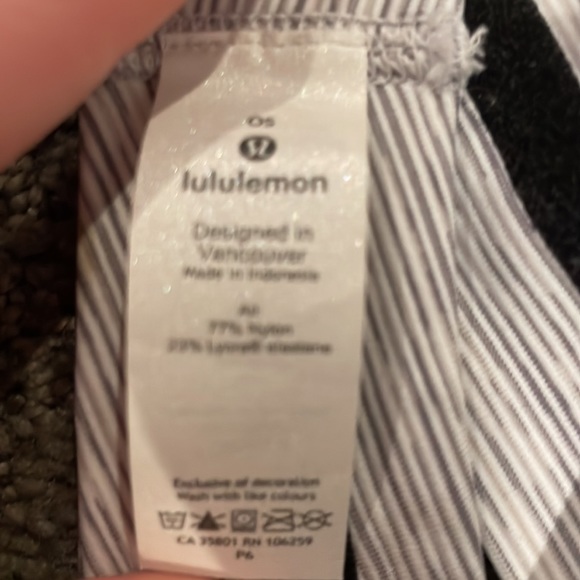 Lululemon headband - Picture 2 of 2